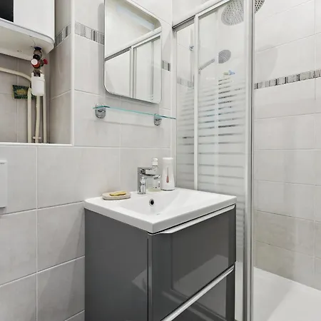 Appartement De Charme A Pour 4 By Weekome Parijs